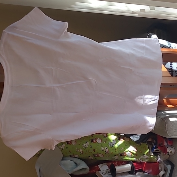 Women's Kenneth Cole T-shirt - Picture 8 of 9